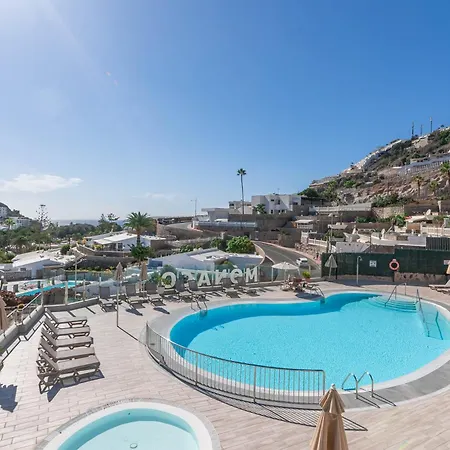 With Sea View And Pool